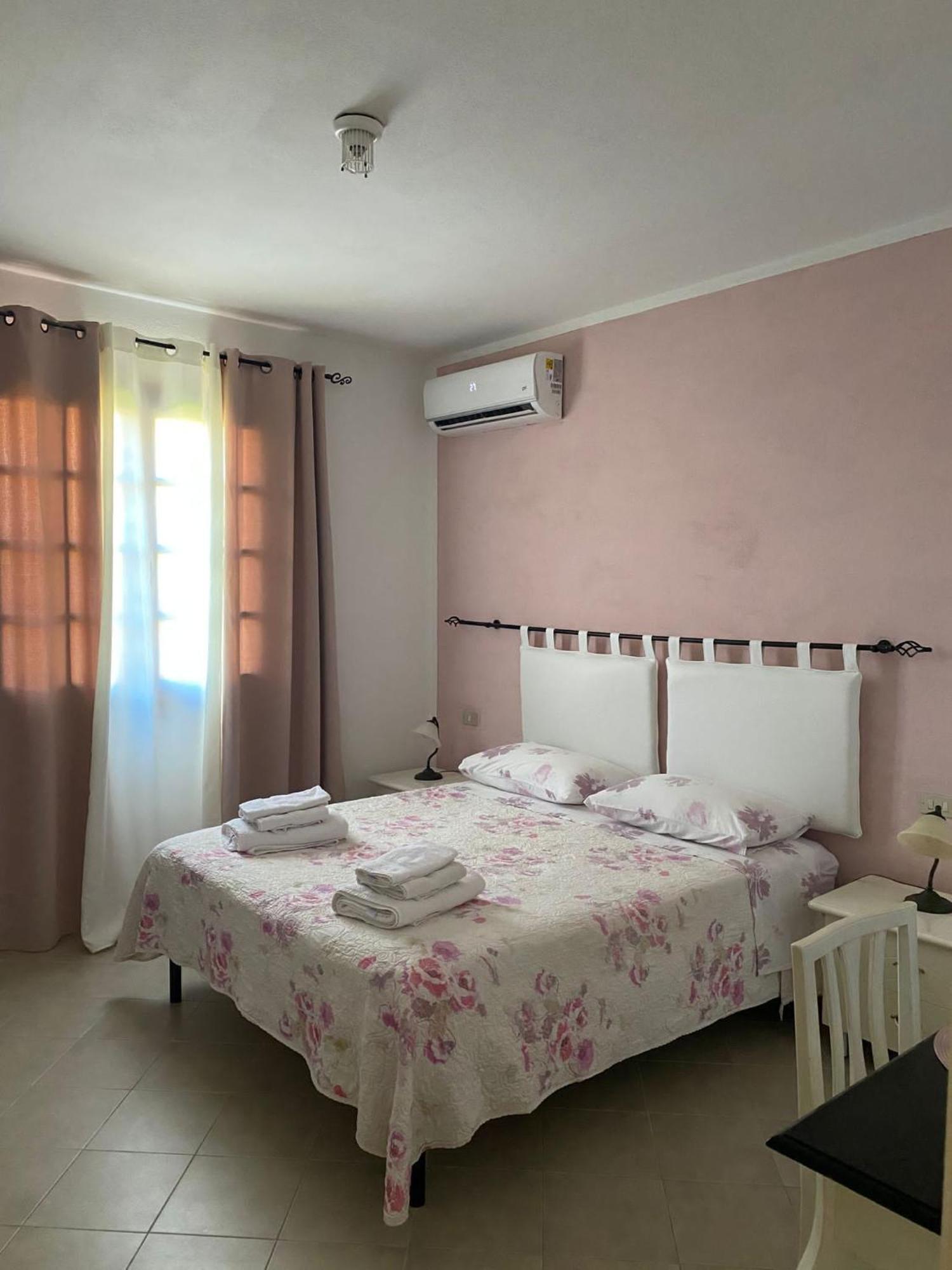 La Villetta San Teodoro  Buitenkant foto